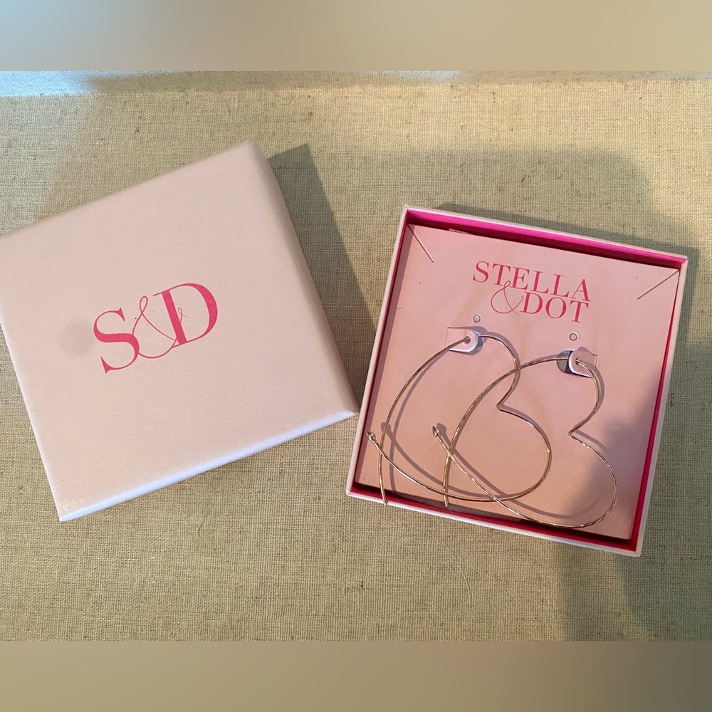 Essential Hammered Heart Hoops - Rose Gold